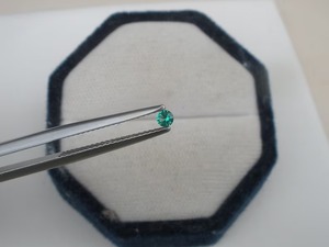 Esmeralda Zambiana 100% Natural de 3-5 mm, Piedras Preciosas Sueltas Facetadas, Color Verde, Precio al por Mayor (Paquete de 0.20-0.45 Quilates) Superior - Product Image 3