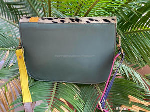 Nouveau sac à bandoulière de Style occidental pour femmes, sac à bandoulière en cuir recyclé fait à la main avec imprimé Animal - Product Image 5