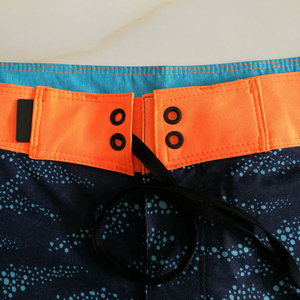 กางเกงขาสั้นเล่นเซิร์ฟแบบสปอร์ต ปรับแต่งได้ แห้งเร็ว ลายเรียบ จัดส่งแบบ DDP - Product Image 2