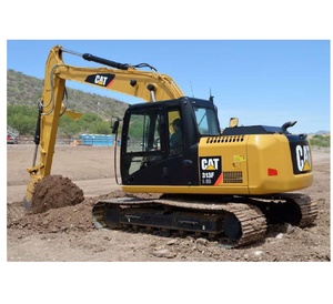 Très bon état, pelle sur chenilles CAT 313 offrant une faible consommation de carburant, un siège premium, une caméra de recul et des feux de travail puissants. - Product Image 6