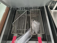 Friteuse électrique verticale à cuve unique et double panier Campbon ZH-18A-1T 28L 18KW à commande numérique avec chariot de filtration d'huile mobile