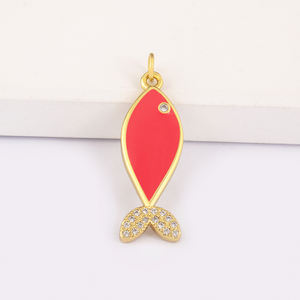 จี้ปลาเคลือบทอ<span class=keywords><strong>ง</strong></span>น่ารักพร้อมหางเพทายสำหรับทำเครื่องประดับแฟชั่นสำหรับทุกเพศ - Product Image 3