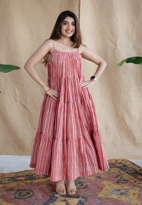 Fait à la main indien 100% coton imprimé fleuri Maxi robe élégante longue fête porter naturel doux personnalisé écologique mode - Product Image 4