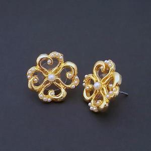Boucles d'oreilles en perles florales plaquées or Kriaa 1310146-Bijoux en perles de qualité supérieure - Product Image 1