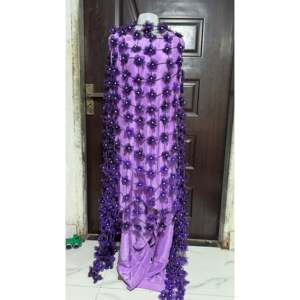 Velo de Novia Elegante con Bordado Floral para Bodas y Ocasiones Especiales - Product Image 1