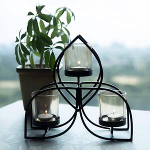 Elegante portavelas de hierro y vidrio con recubrimiento de polvo negro, perfecto para una elegante decoración del hogar y eventos especiales, juego de 5 - Product Image 3