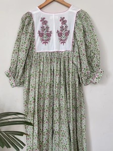 Nouvelle arrivée Robe complète Kurti Prix bon marché Vêtements ethniques Vêtements d'occasion pour femmes Robes longues Robe Maxi - Product Image 5