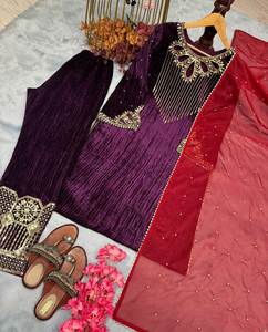 Conjunto de Sari + Blusa de Estilo Pakistaní, Informal, de Alta Calidad Extrema, con Patrón Único de Puntadas, Terciopelo de Seda Viscosa Pura y Pesada - Product Image 5