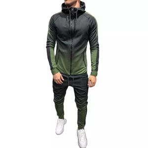 Vente en gros de survêtements d'entraînement de gymnastique pour hommes avec col à capuche sur mesure motif solide écologique - Product Image 3