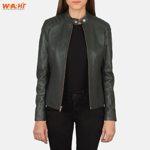 Chaqueta verde ajustada de cuero genuino para mujer de estilo motorista moderno, ropa de abrigo transpirable con cuello levantado y cierre de cremallera - Product Image 6