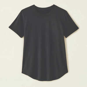 2025 verano 100% Camiseta de algodón Mujer Color sólido suave mujer Casual de gran tamaño liso manga corta Camiseta de mujer para mujer - Product Image 3