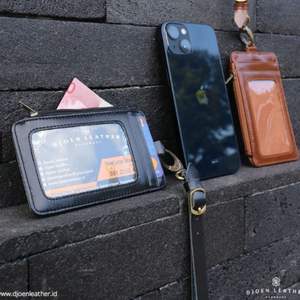 Couverture de carte d'identité en cuir véritable de haute qualité Design élégant pour les affaires, les entreprises ou les vêtements quotidiens d'Indonésie - Product Image 4