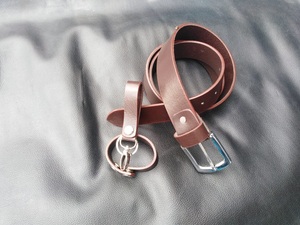 Nuevo modelo Diseño clásico Buena calidad 100% Venta de fábrica original Cinturones de cuero para hombres - Product Image 5