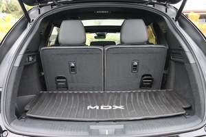 Bien cuidado limpio 2025 Acura MDX con A-Spec 3.5L V6 - Product Image 5