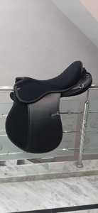 Selles d'équitation en cuir sur mesure idéales pour les magasins équestres pour la revente - Product Image 6