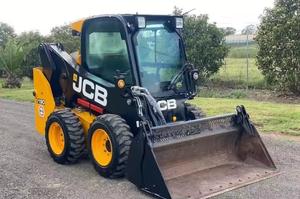 Tracteur chargeuse haute performance JCB Skid Steer en stock et prêt pour une livraison rapide Meilleur prix Offres de gros disponibles - Product Image 6