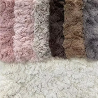 Promotion : Tissu non tissé respirant 100 % polyester à poils longs, teint en fil, imitation fourrure, tricoté chaîne, laminé PVC, pour vêtements et textiles de maison de haute qualité