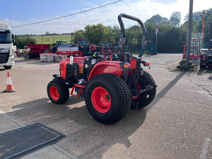 Tractor Compacto Mini Kubota L1452 ROPS HST TURF Nuevo/Usado a Precio Económico - Product Image 4