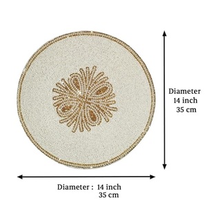 Napperon en perles de verre avec nœud en perles dorées crème Napperon résistant aux perles de verre pour la décoration de mariage - Product Image 6