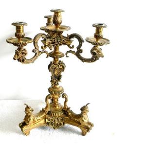 Candelabro de Latón y Aluminio Hecho a Mano, Estilo Moderno con Acabado Premium, Decoración de Hogar de Alta Gama - Product Image 6