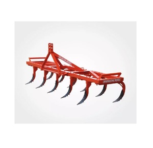 Cultivateur professionnel monté sur tracteur, équipement agricole robuste pour le travail du sol, le désherbage et la préparation des semis - Product Image 5