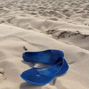 Chaussures aquatiques d'été écologiques à séchage rapide pour femmes doublées de PVC maison à bout fermé pour la plage natation kayak poids léger - Product Image 4