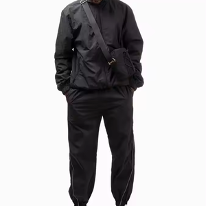 Conjuntos de chándales cortavientos para adultos sólidos de invierno transpirables de calidad profesional Servicio OEM - Product Image 4