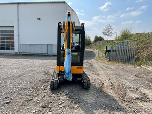 Mini-excavatrice sur chenilles compacte JCB, machine d'excavation hydraulique pour chantiers étroits - Product Image 2