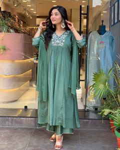 Best Quality Chinnon Kurti With Matching Dupatta for Elegant and Traditional Look Available at Reasonable Prices from India - Product Image 5