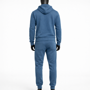 Conjunto deportivo de hombre con sudadera con cremallera y pantalones de chándal ajustados de algodón y poliéster, con logotipo personalizado. - Product Image 2