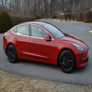 TESLA MODEL 3 LONG RANGE AWD 2018 USADO, VOLANTE A LA IZQUIERDA/DERECHA - Product Image 1