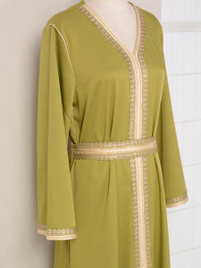 Precioso Vestido Abaya Floral de Manga Larga y Transpirable para Niñas Pequeñas, Ropa Islámica Modesta de Poliéster para Verano - Product Image 3