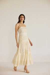 Robe maxi à bretelles de haute qualité, magnifique, avec des broderies dori symétriques complexes qui mettent en valeur un savoir-faire exquis. - Product Image 4