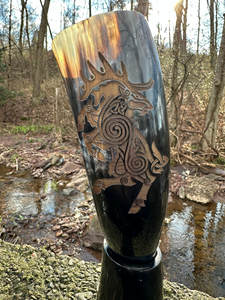 Cuerno para Beber de Diseño Animal Tallado a Mano, Estilo Vikingo Natural, Ecológico, Pulido, para Cerveza, Vino o Agua - Product Image 5