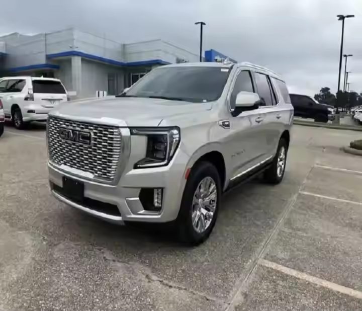 2022 GMC Yukon Denalli RWD панорамные Кожаные сиденья для люка в крыше из алюминиевого сплава автоматическая коробка передач Подержанный автомобиль готов к отправке