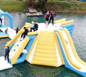 Parque Acuático Inflable Comercial para Niños con Certificación CE, Garantía de 3 Años, Capacidad Máxima >500 kg y Color Personalizado - Product Image 2