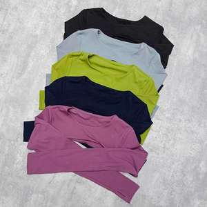 Conjunto Deportivo Premium 2027 de 2 Piezas, Leggings y Camiseta de Manga Larga para Gimnasio, Conjunto de Yoga sin Costuras, Conjunto de Yoga Personalizado para Mujer con su Propio Logotipo - Product Image 2