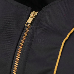 เสื้อกั๊กช่างตัดผมคุณภาพพรีเมียม ขายตรงจากโรงงาน ผ้าเนื้อนุ่ม ทนทาน ผลิตจากโพลีเอสเตอร์ 100% สำหรับร้านเสริมสวย - Product Image 3