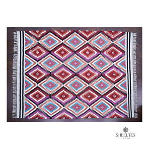 Alfombras de área de algodón tejidas a mano lavables antideslizantes para sala de estar moderna de nuevo diseño de alta calidad disponibles en tamaños y colores personalizados - Product Image 2