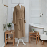 Peignoir unisexe en coton interlock piqué gaufré 100% coton, robe de bain pour hôtel et spa, logo personnalisé, fournisseur OEM, fabriqué en Turquie, robe de luxe beige