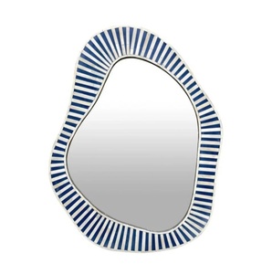 กระจกตกแต่งลายโมเดิร์นสุดหรู งานแฮนด์เมดฝังกระดูก พร้อมสีและขนาดที่กำหนดเองจาก Aaliyan Impex - Product Image 1