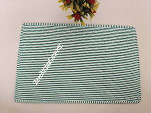 แผ่นรองจานสี่เหลี่ยมลายดอกไม้แบบถักด้วยมือใช้ซ้ำได้ผ้ารองจานแบบใช้แล้วทิ้งสำหรับรับประทานอาหารในบ้านงานแต่งงาน - Product Image 5