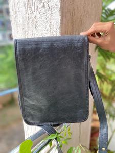 Sac à bandoulière en cuir uni pour femmes, sacs à main élégants pour femmes - Product Image 4