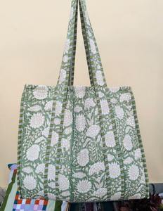 Bolsa de mano con estampado floral Bolsas de mano Premium de lujo Fabricadas EN LA India Producto por fabricante y exportador indio - Product Image 6
