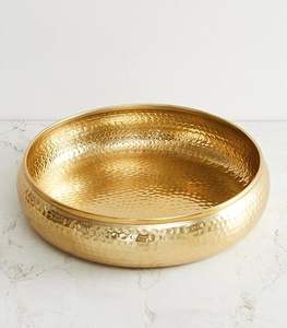 Tazón de popurrí tradicional martillado redondo Austin de arte único hecho a mano metálico (dorado) - Product Image 2