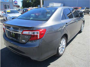 Toyota Camry Híbrido 2014 Usado, Volante a la Izquierda - Product Image 5