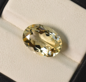 5.96 CT Natural light pale <b>Citrine</b> Loose Stone Oval Shape Faceted <b>Citrine</b> Gemstone 14X10X7 mm - Product Image 3