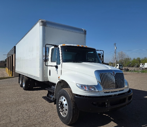 Camionnette utilitaire de moyenne taille International 4400 de 2019, d'occasion, haute qualité, à vendre - Product Image 1
