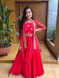 Bandhej dupatta กับแจ็คเก็ตชุดยาวปักลูกไม้หนัก - Product Image 3