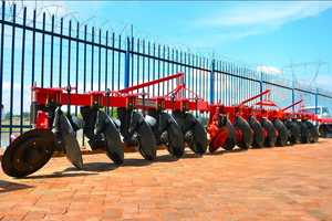 Arado de Disco Pesado Deyihe 1bzzx20 Bibo, Cultivador Agrícola de 4 Filas con Motor de Gasolina, Alta Productividad - Product Image 3